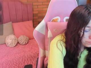 amyjonnes live profile