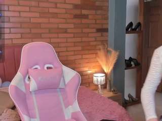 AMYJONNES