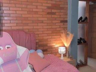 AMYJONNES