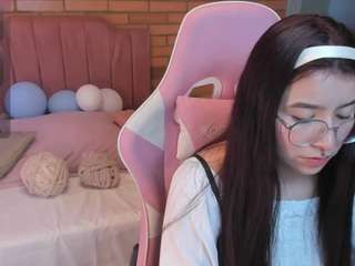 AMYJONNES