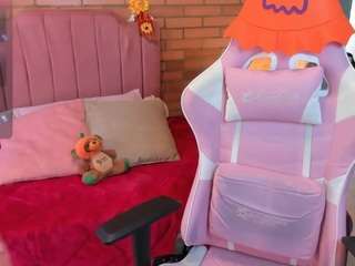 AMYJONNES