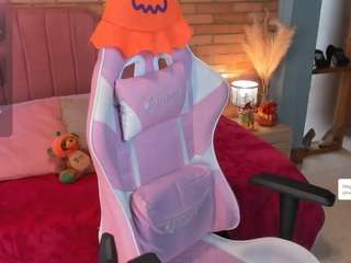 AMYJONNES