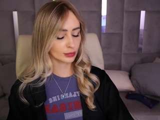le modèle candygraces est en webcam porno dans un show sur le site camsoda, il possède les tags suivants: ass,asshole,thong,tease,tattoos,spanking,small ass,skinny,sex-toys,orgasm,no smoking,lingerie,handjob,flashing,fingers,fingering,drinking,dildo-or-vibrator,deepthroat,cum