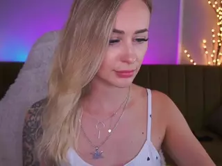 CandyGraces's Live Sex Cam Show