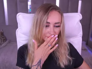 CandyGraces's Live Sex Cam Show