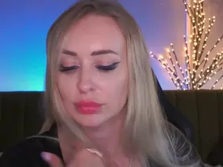CandyGraces's Live Sex Cam Show