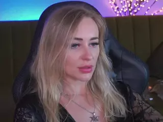 CandyGraces's Live Sex Cam Show