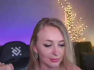 CandyGraces's Live Sex Cam Show