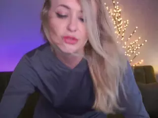 CandyGraces's Live Sex Cam Show