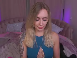 CandyGraces's Live Sex Cam Show