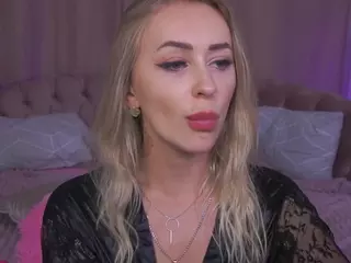 CandyGraces's Live Sex Cam Show
