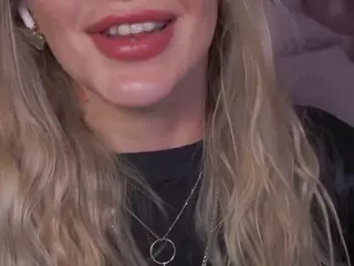 CandyGraces's Live Sex Cam Show