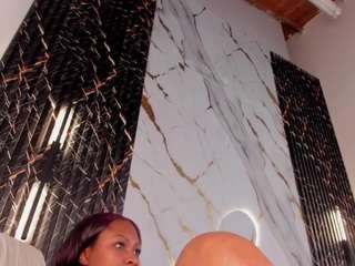 ebonyyhot