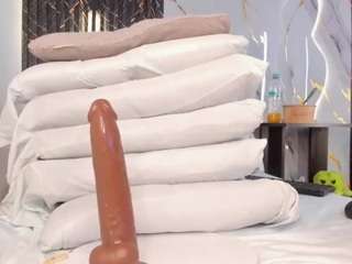 ebonyyhot live cam preview