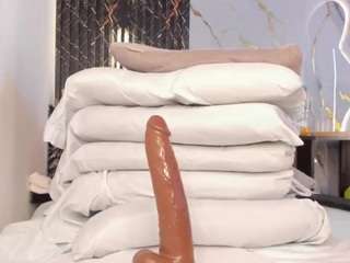 ebonyyhot live cam preview