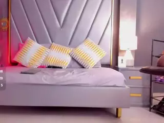 lauremkey's Live Sex Cam Show