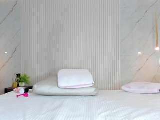 nathassa-grant's CamSoda show and profile