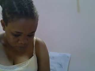 sweetlavin's CamSoda show and profile