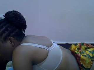 sweetlavin's CamSoda show and profile