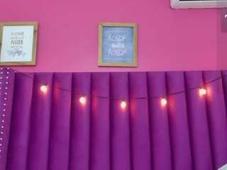 beautifulskinny18 live cam profile