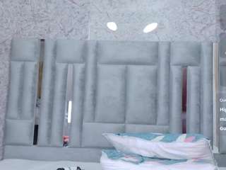 beautifulskinny18's CamSoda show and profile