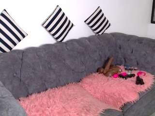 darkbarbiesortie Live Webcam on CamSoda