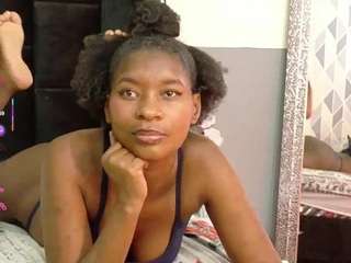 petitelittleebony