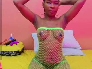 petitelittleebony