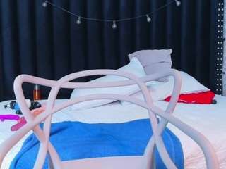 petitelittleebony