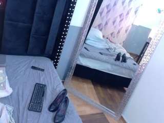  petitelittleebony chat room