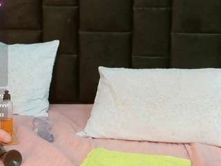 petitelittleebony webcam