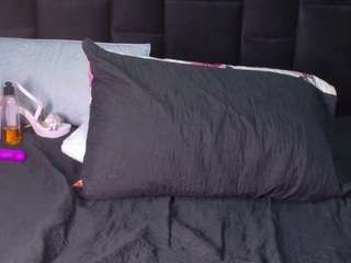 petitelittleebony webcam