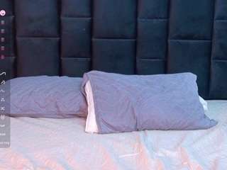 petitelittleebony webcam