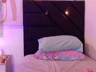 petitelittleebony