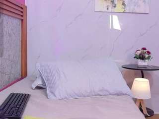 petitelittleebony live webcam show