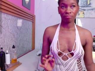 petitelittleebony