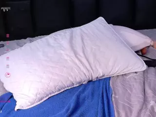 petitelittleebony's Live Sex Cam Show