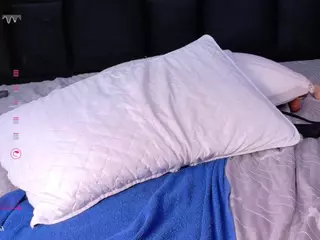 petitelittleebony's Live Sex Cam Show