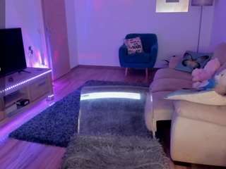 kylieety's CamSoda show and profile