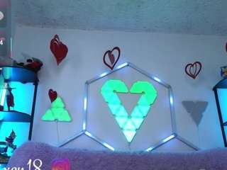 littlevixen18's live room