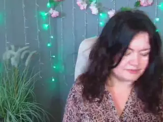 LolaHikls's Live Sex Cam Show