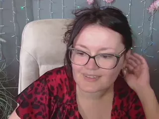LolaHikls's Live Sex Cam Show