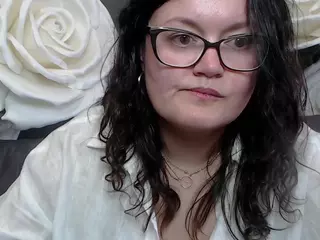 LolaHikls's Live Sex Cam Show