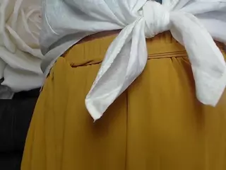 LolaHikls's Live Sex Cam Show