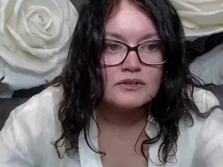 LolaHikls's Live Sex Cam Show