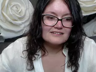 LolaHikls's Live Sex Cam Show