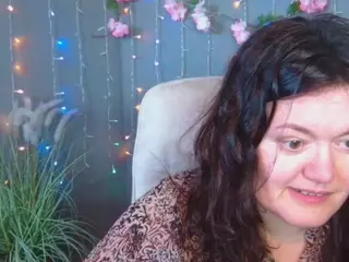 LolaHikls's Live Sex Cam Show