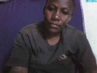 sexy-punana's CamSoda show and profile