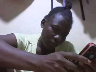 sexy-punana's CamSoda show and profile