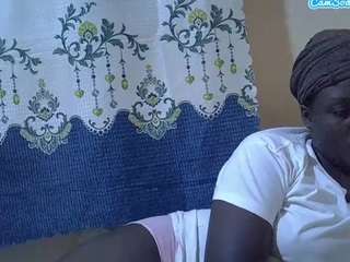 sweet-koko Brown live webcam